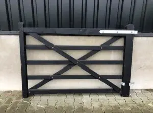 48. Houten poort | 180 cm | Zwart