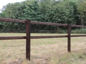 houten omheining paarden weiland - dura2