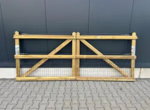 13. Houten poort | 300 cm | Tanalith-E | Gaas en stroom