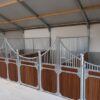 nieuwbouw paardenstal – luxe paardenboxen prefab