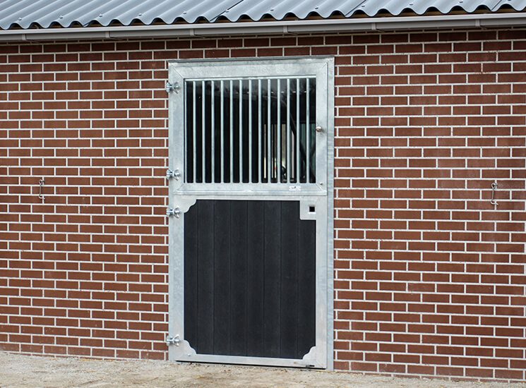Paarden staldeur – buitendeur paardenstal