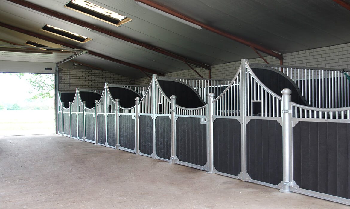 Paardenboxen met een klassiek design
