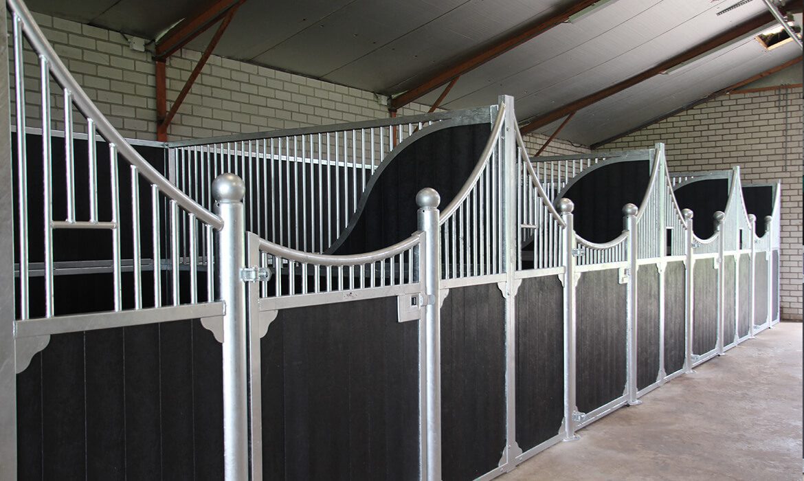 Paardenboxen met een klassiek design